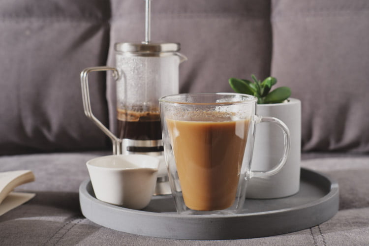 French Press İle Sütlü Filtre Kahve Yapımı